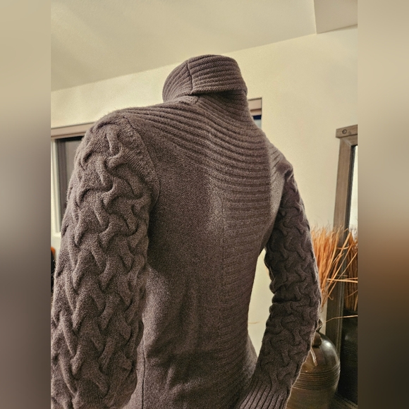 EUC Size Large Hugo Boss Orange Wool Sweater - Picture 7 of 12